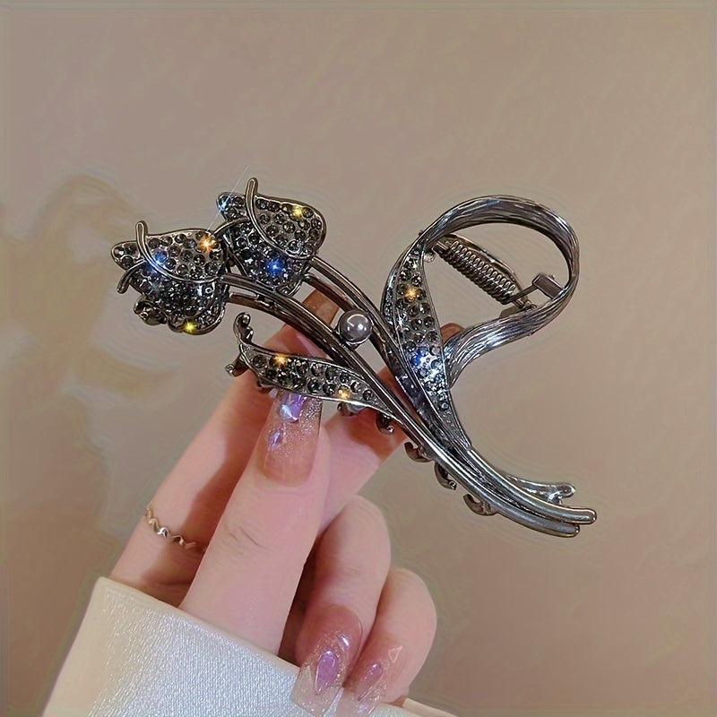 Large Shark Hair Clip for Women with Tulip Design and Thick Hair