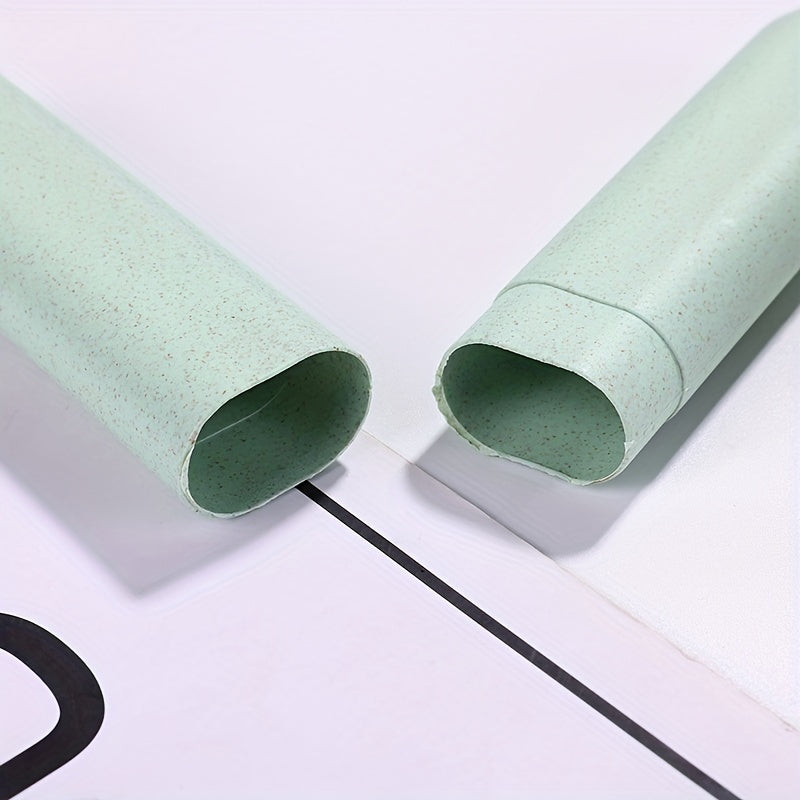 Portable Toothbrush Case for Travel Dust-Proof Compact Bathroom Storage