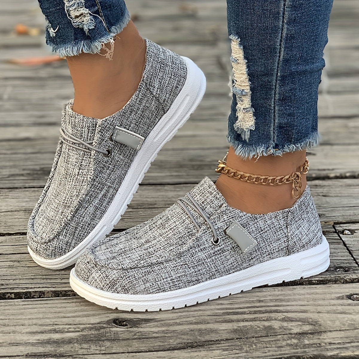 Women's Casual Slip-Resistant Round Toe Low-Top Sneakers with Breathable Fabric