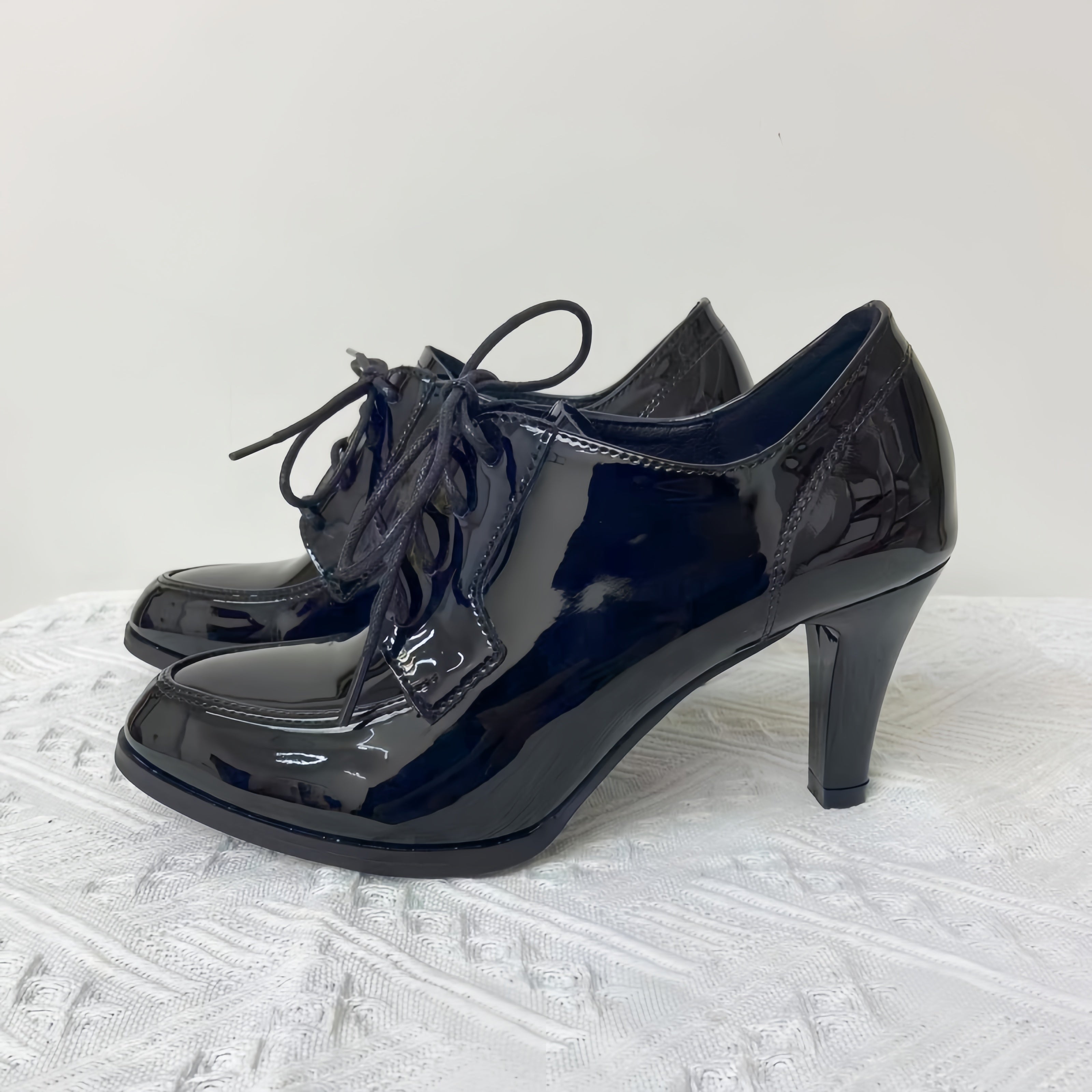 Women's Black Glossy Synthetic Pointed Toe High Block Heel Ankle Boots