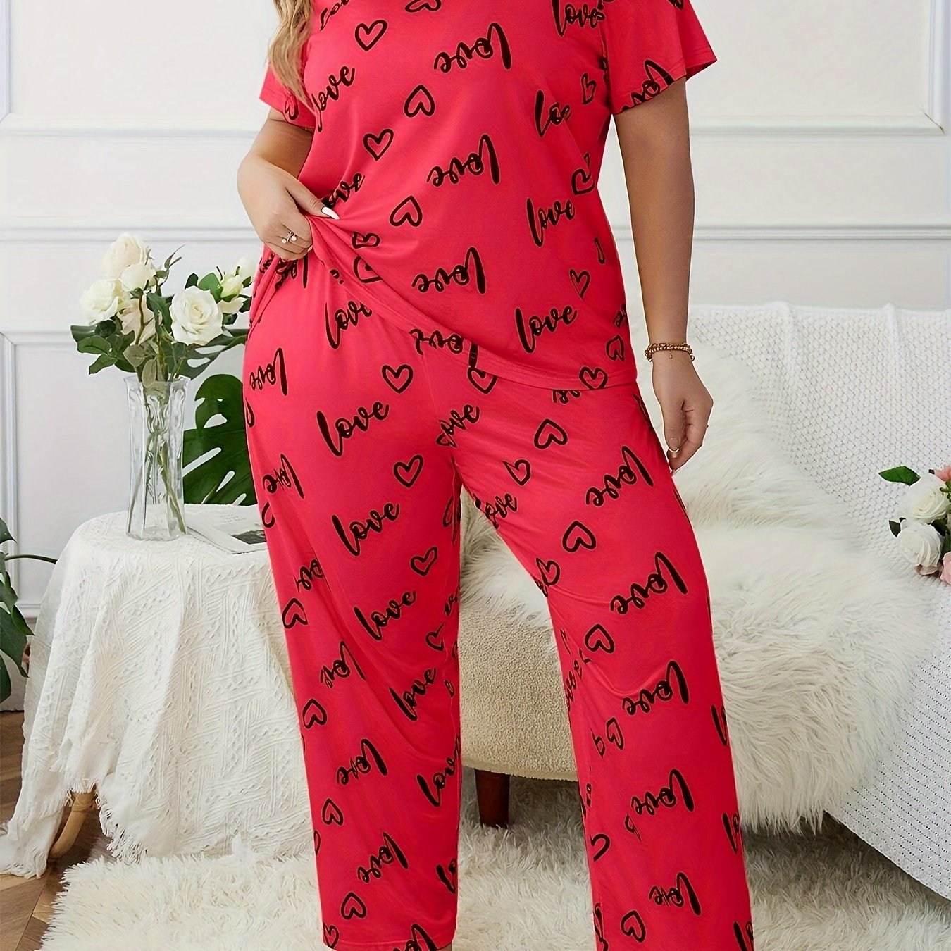 Plus Size Women's Pajama Set with Oversized T-Shirts and Long Pants