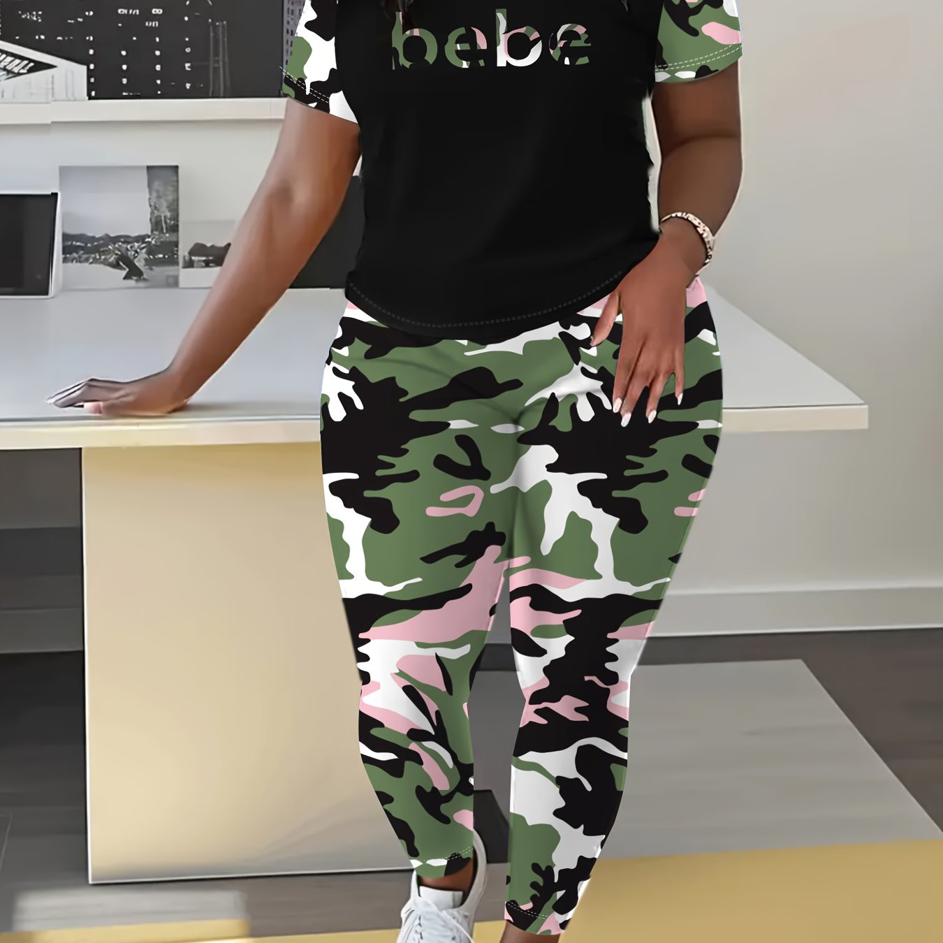 Mono de mujer de talla grande con estampado de camuflaje, manga corta, poliéster elástico, ropa casual para el trabajo