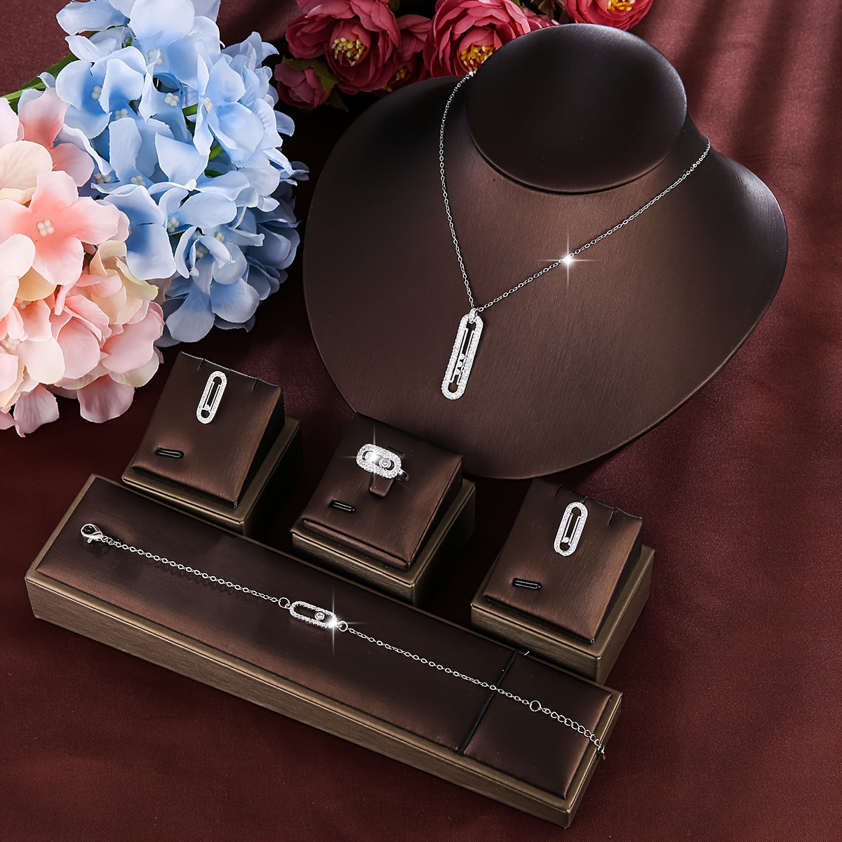 Conjunto de joyería de cobre con pendientes de zirconia, collar, anillo y pulsera estilo coreano