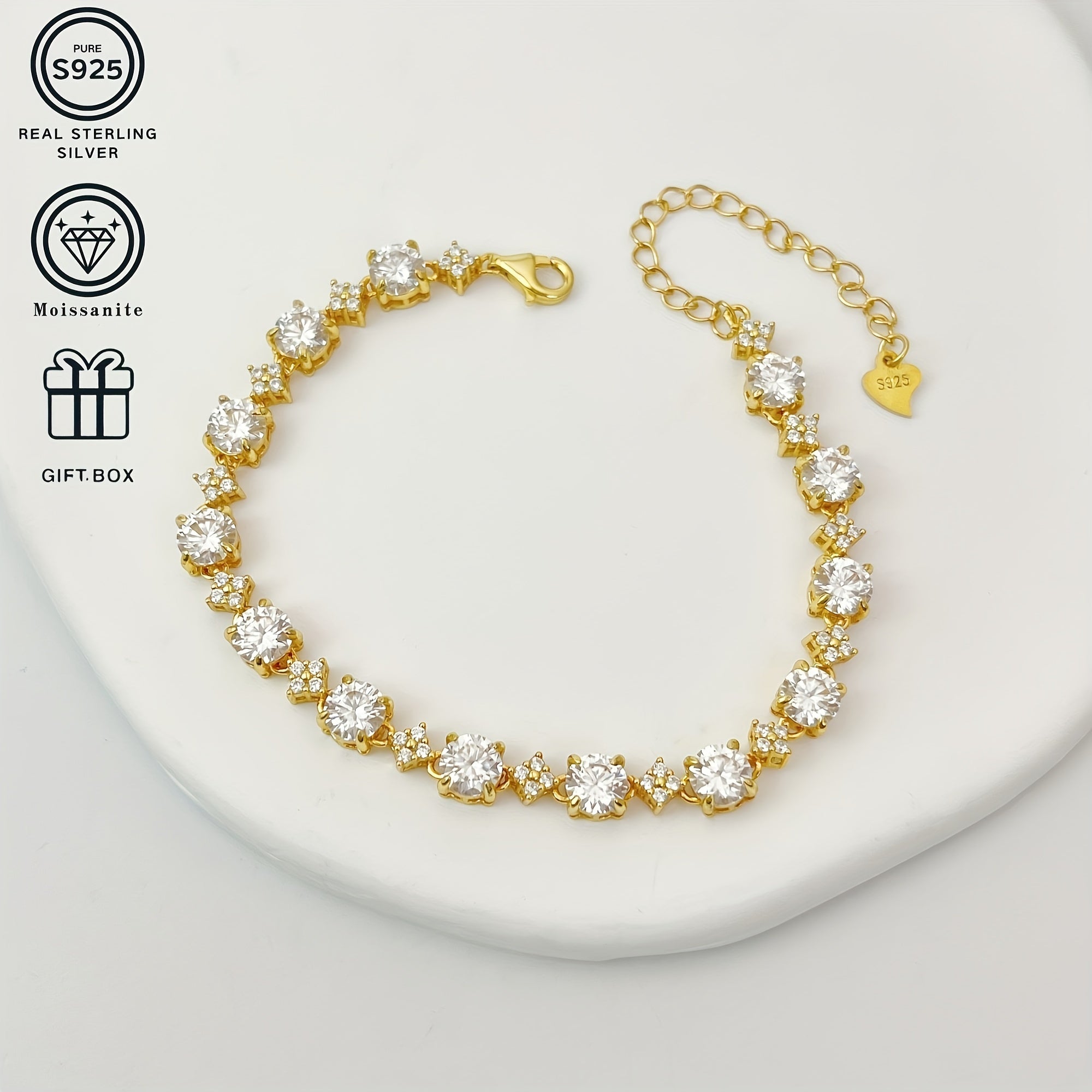 Silver Bracelet with Star-Shaped Moissanite 0.5ct and Gold Clasp for Women