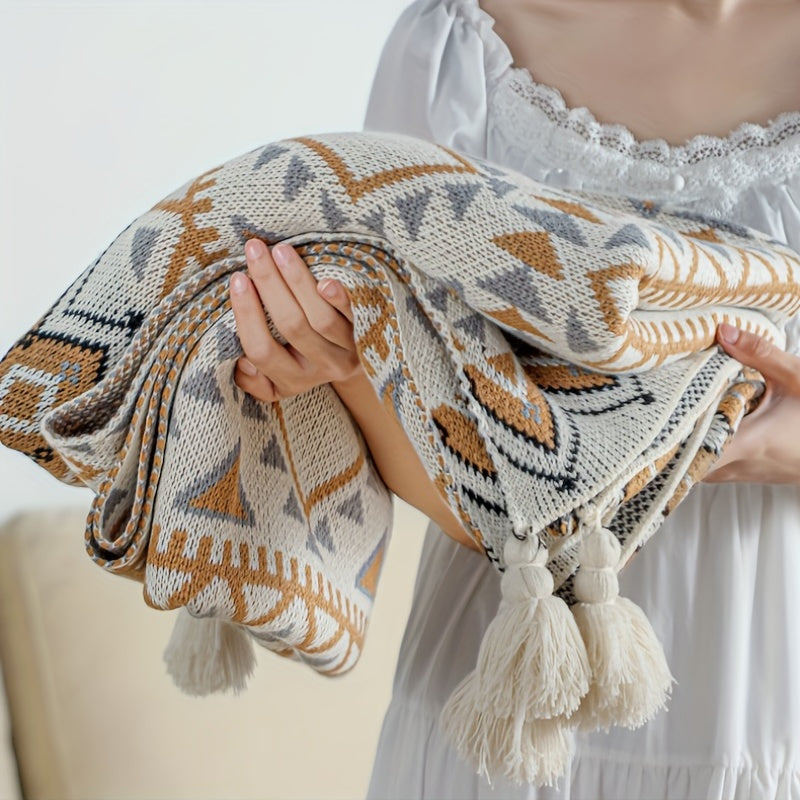 Bohemian Geometric Pattern Blanket with Tassels for Couch or Bed