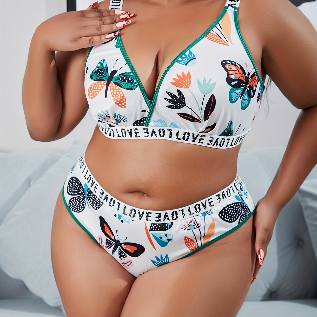 Plus Size Sexy Lingerie Set Butterfly Print Wirefree Bra and Panty