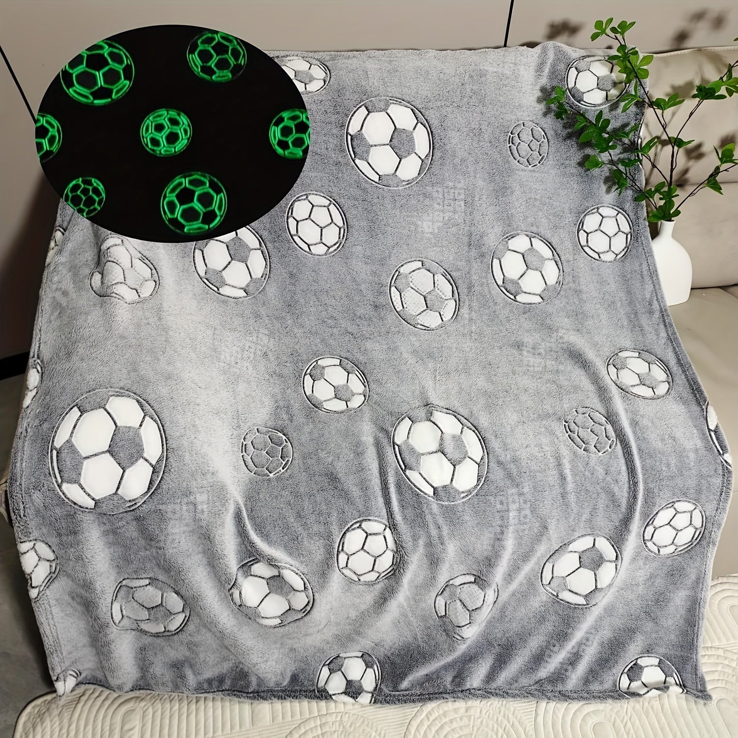 Manta de fútbol que brilla en la oscuridad, de franela, acogedora y suave, regalo para aficionados al deporte