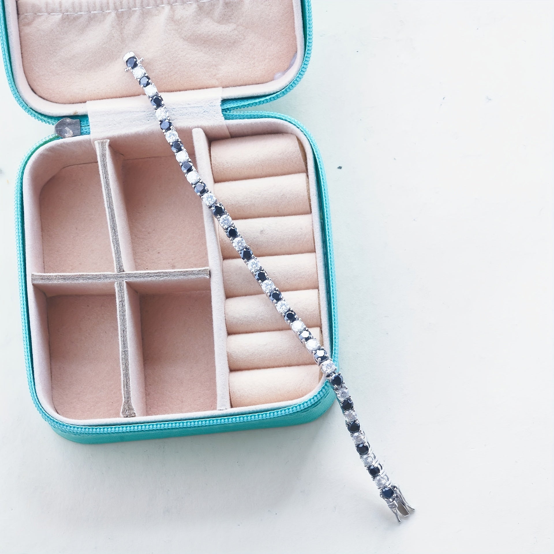 Qora va oq Moissanit tennis taqinchoq 0.5CT Sterling kumush bilan uzuk va to'y sovg'asi