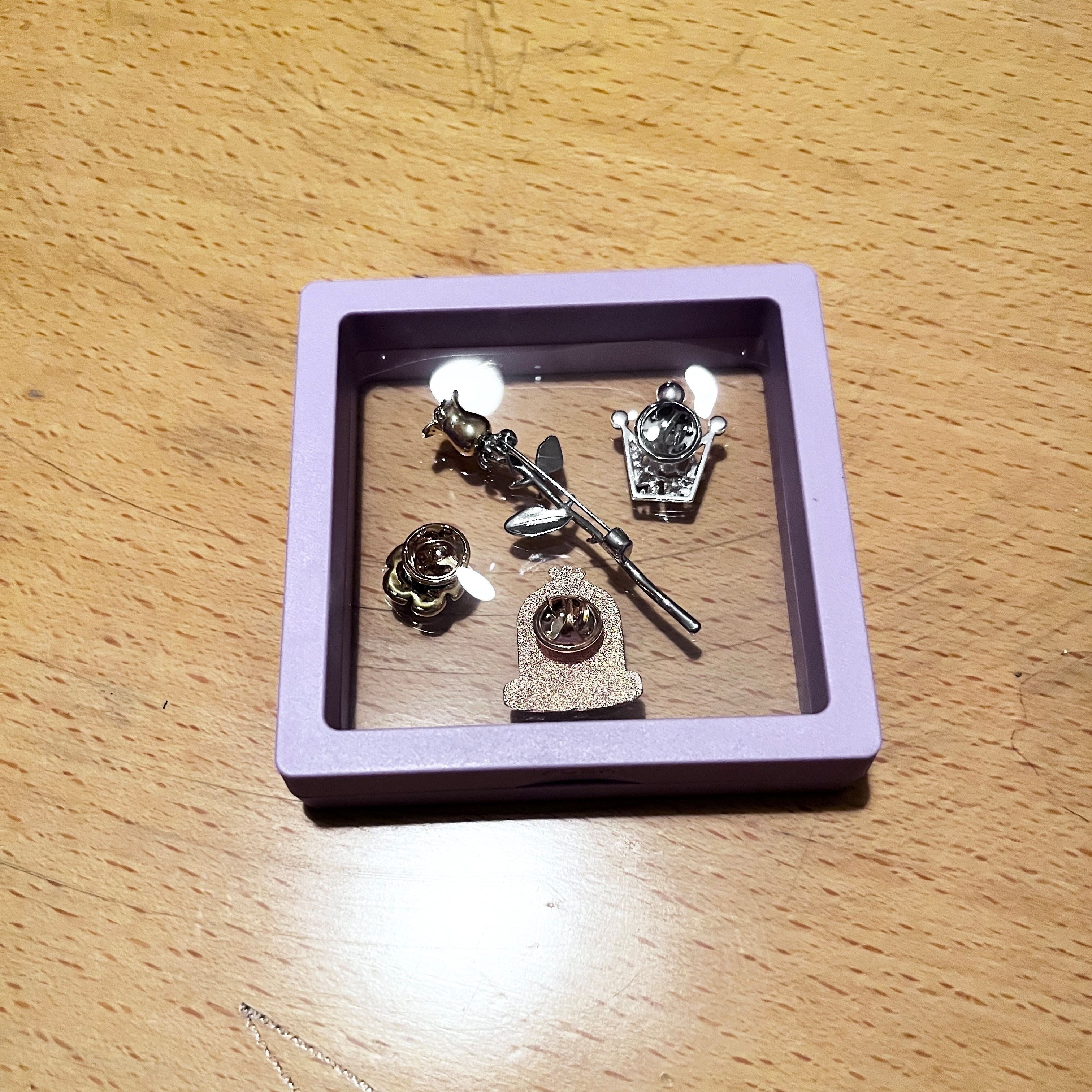 Vintage Alloy Brooch Pins Set with Crown Rose and Cartoon Flower Design