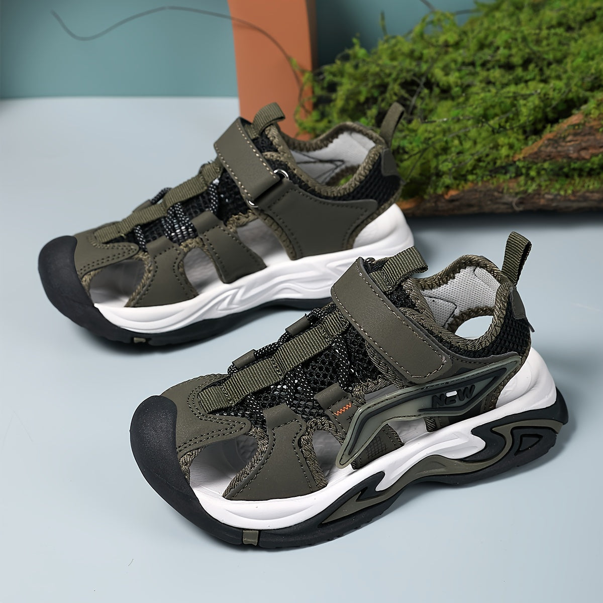 O'g'il bolalar uchun chiziqli nafas oladigan sport sandallari, pastki yuqori, kundalik, ochiq havoda yoz