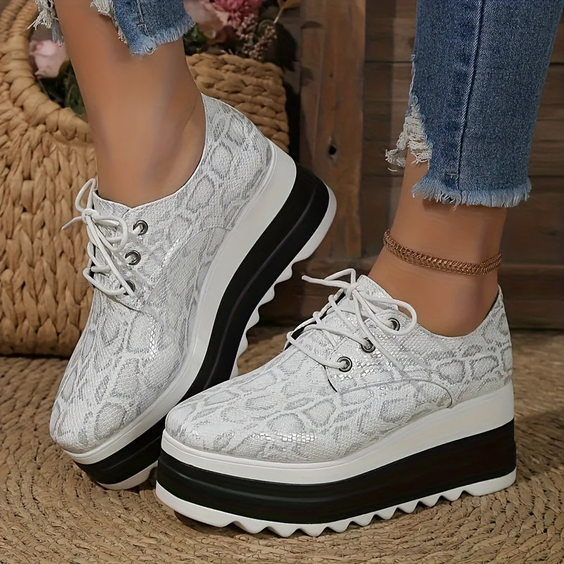 Ayollar uchun tekis platforma poyabzali, kundalik kiyim uchun slip-on brogue sport shlyaplari