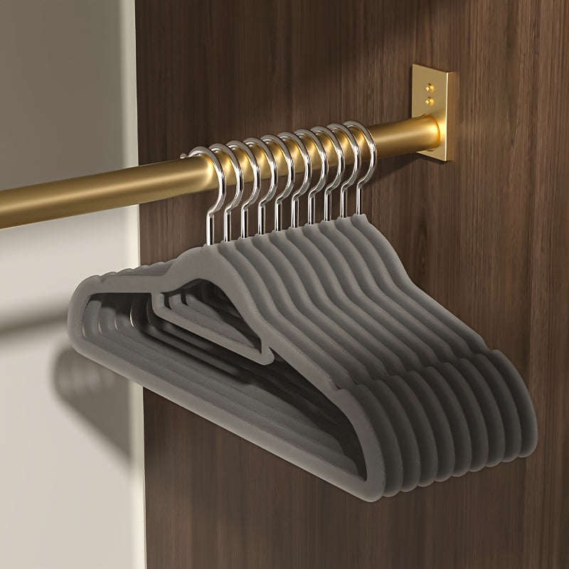 Non-Marking Flocked Hanger with Anti-Slip Grip for Closet Storage