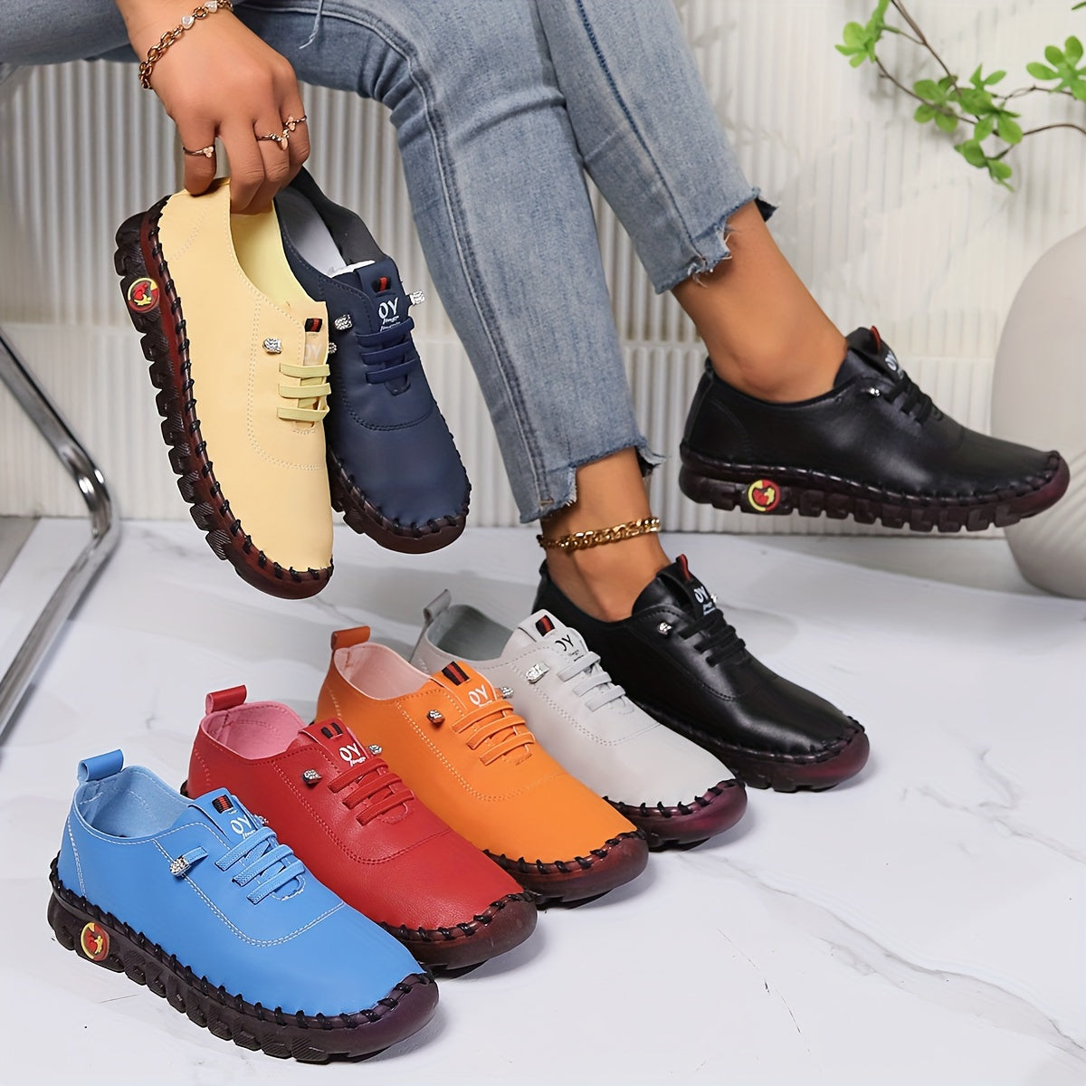 Women's Casual Sneakers Solid Color Slip-On Walking Shoes