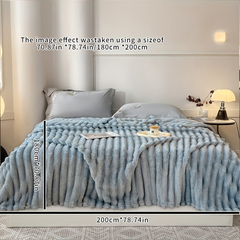Faux Fur Throw Blanket Ultra-soft Snug for Sofa Bed and Home Decor