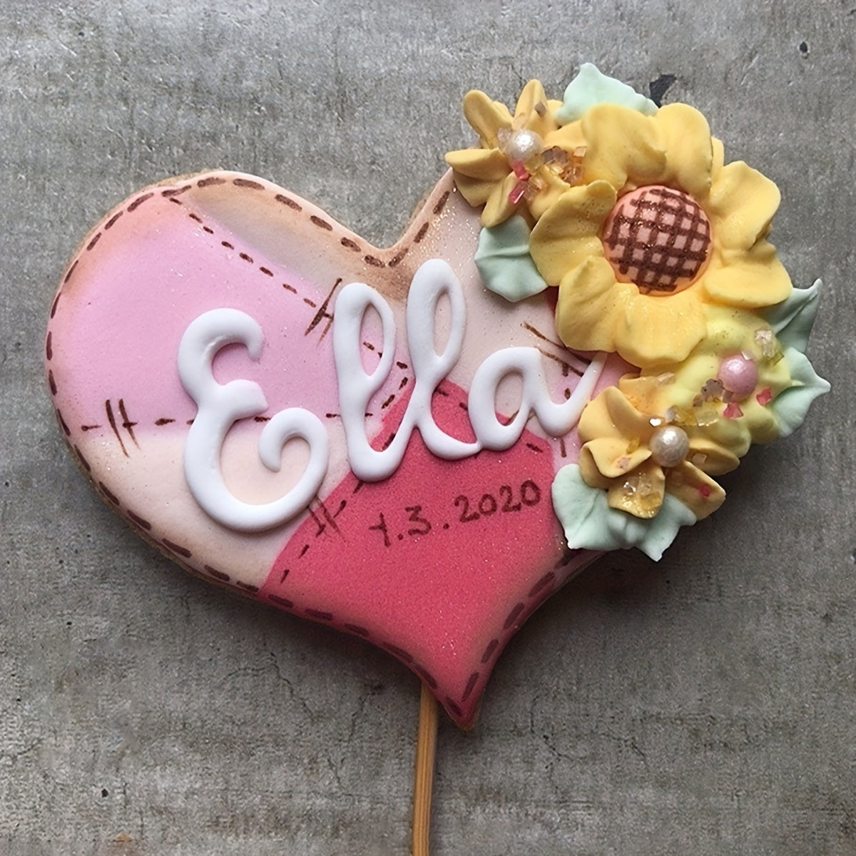 Heart-Shaped Stainless Steel Cookie Cutter for Baking and Cookies 1 Piece