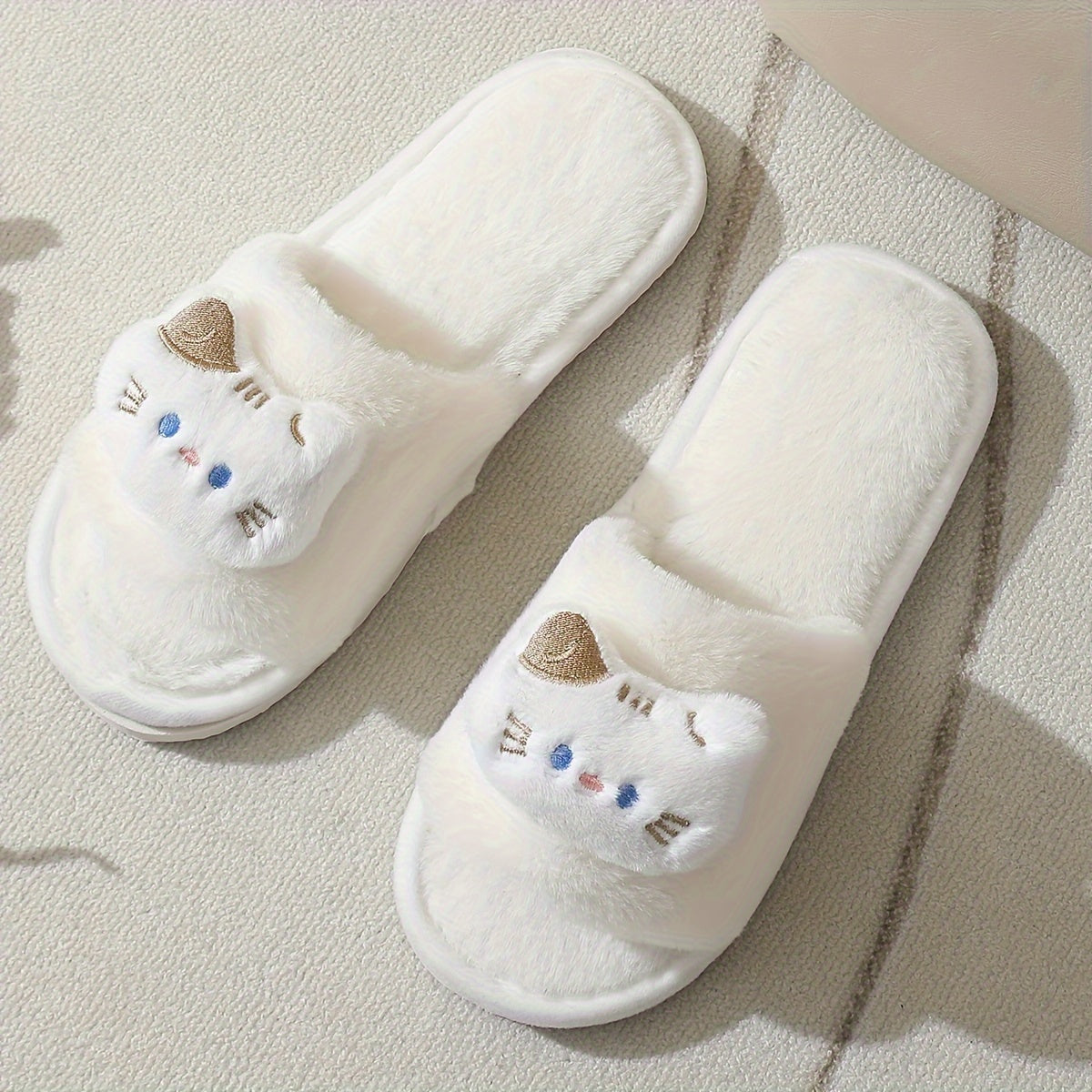 Women's Plush Slippers with Cute Cat Design Warm Non-Slip Indoor Footwear