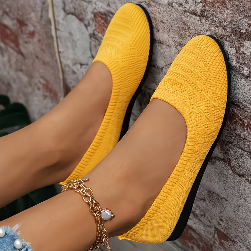 Women's Round Toe Flat Shoes Breathable Fabric Casual Dress Shoes