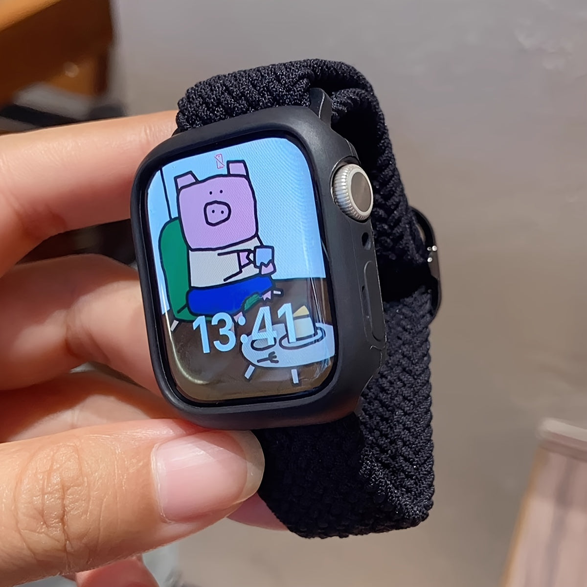 Набор из 2 модных эластичных тканевых ремешков для часов и мягкого силиконового защитного чехла для Apple Watch. Подходит для Apple Watch размером от 38 мм до 49 мм и серии Ultra до 1. Умные часы.