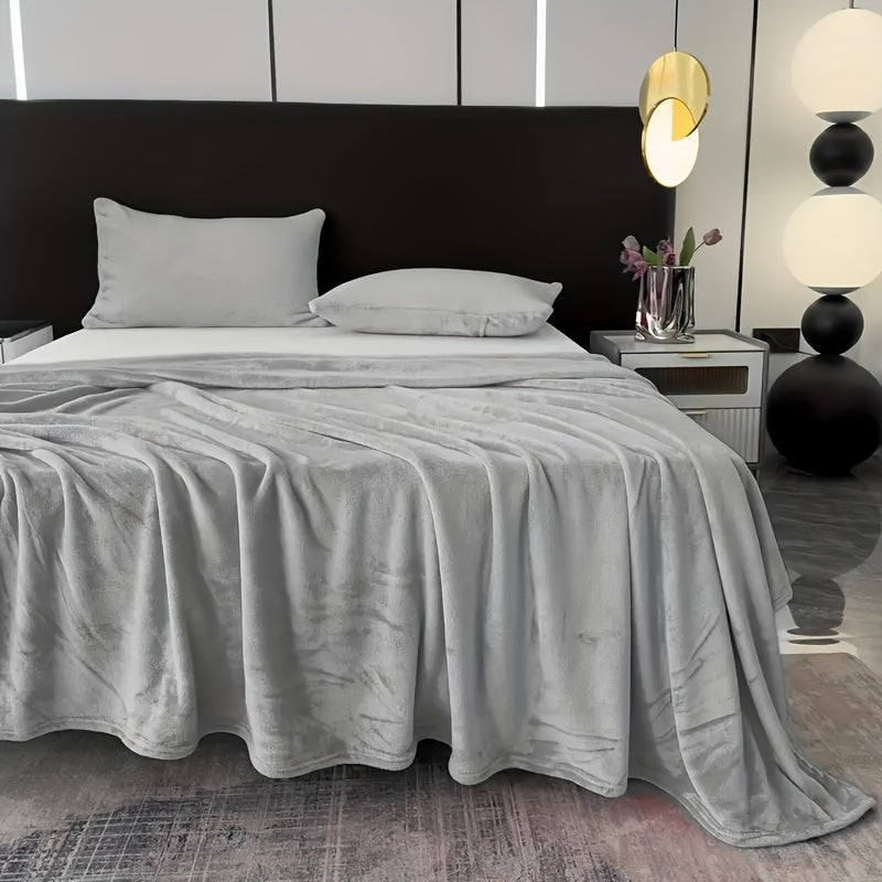 220gsm Polyester Fleece Throw Blanket Lightweight Warm Couch Bed Office