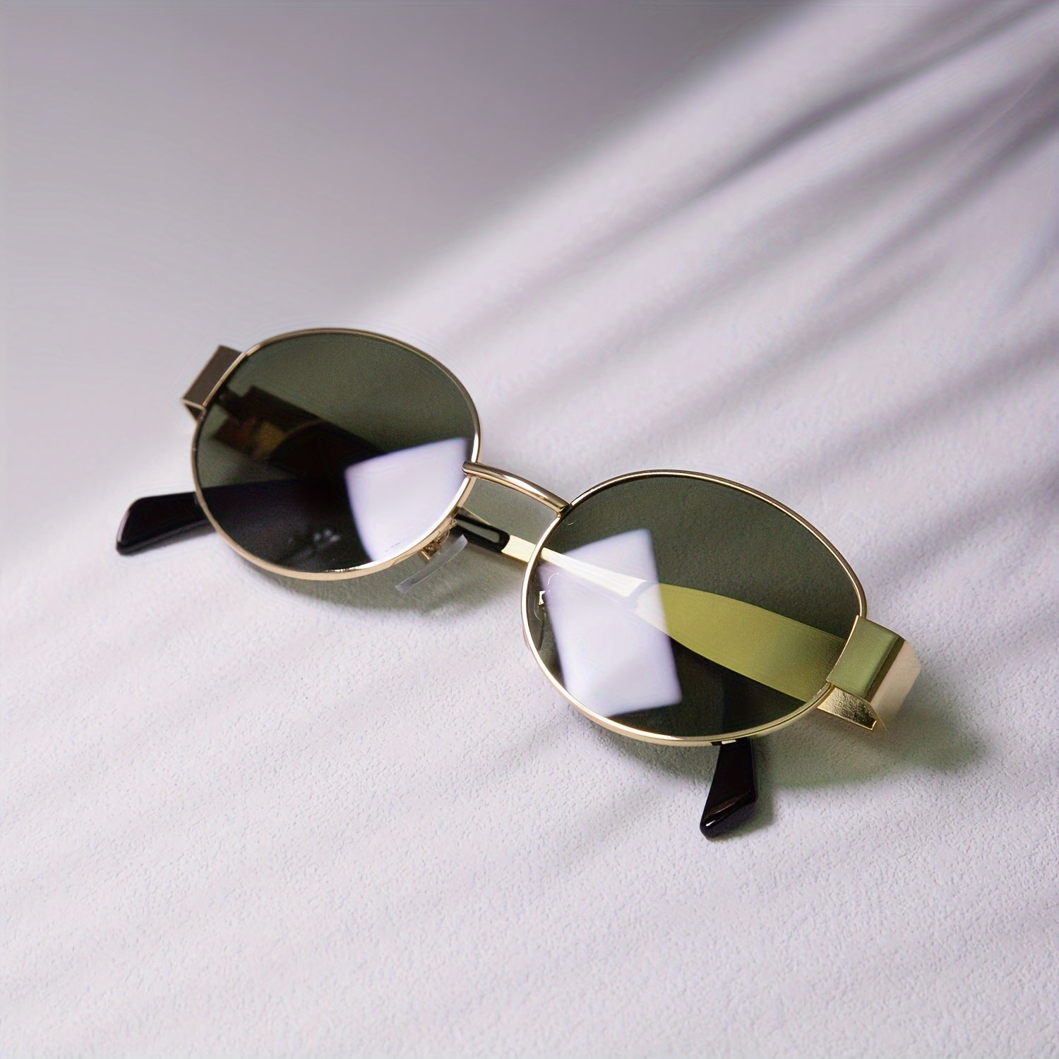 Unisex Small Oval Glasses Polished Metal Frame Fashion Accessory