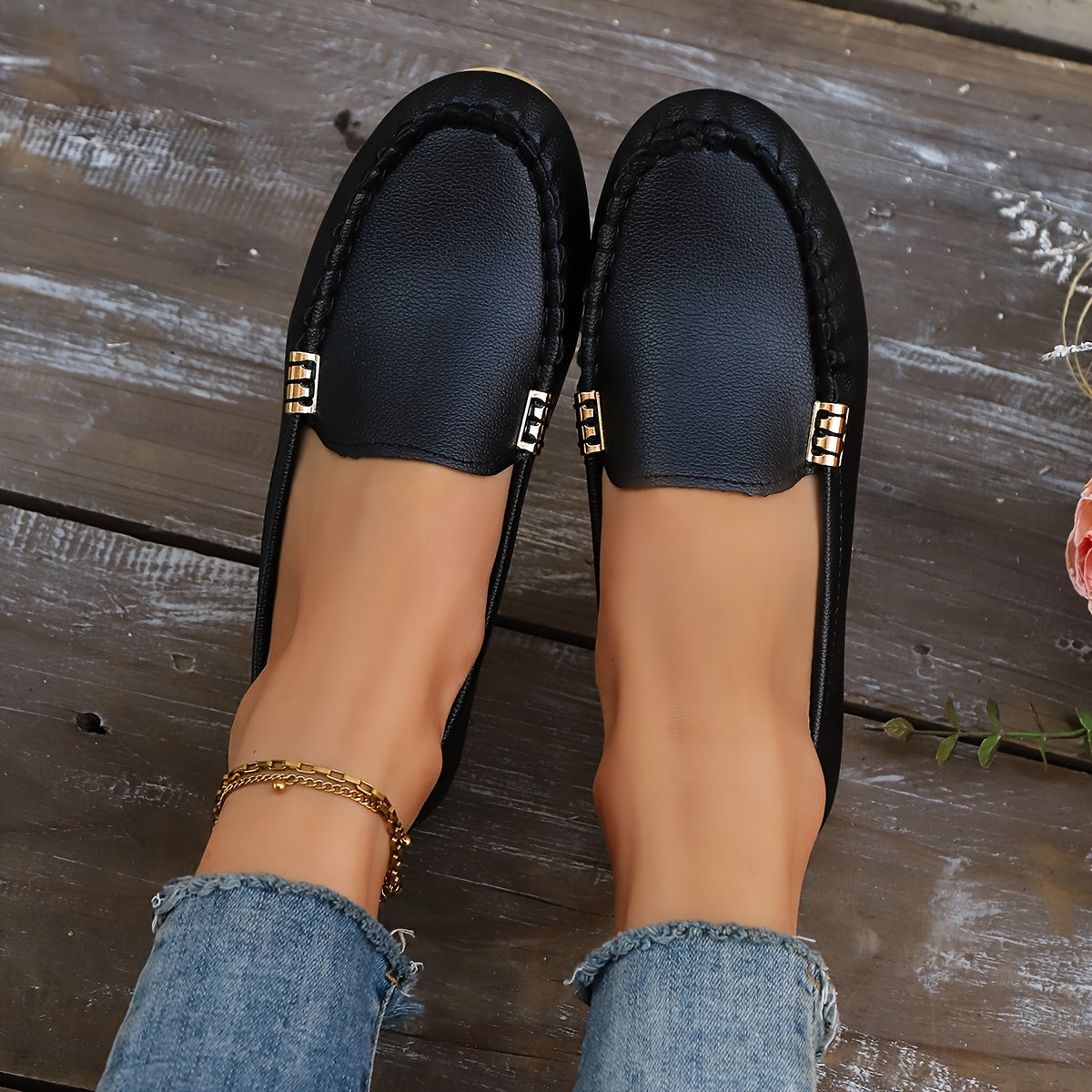 Women's Slip-On Flats Leather PU Round Toe Breathable Casual Formal Shoes