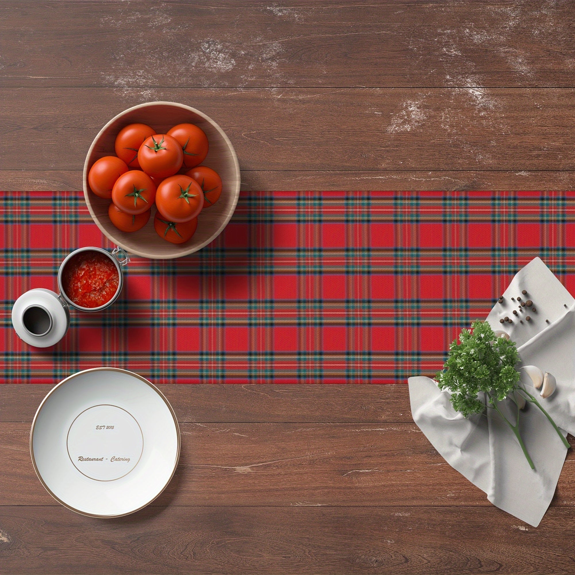 Polyester Christmas Table Runner with Red and Green Plaid for Holiday Decor
