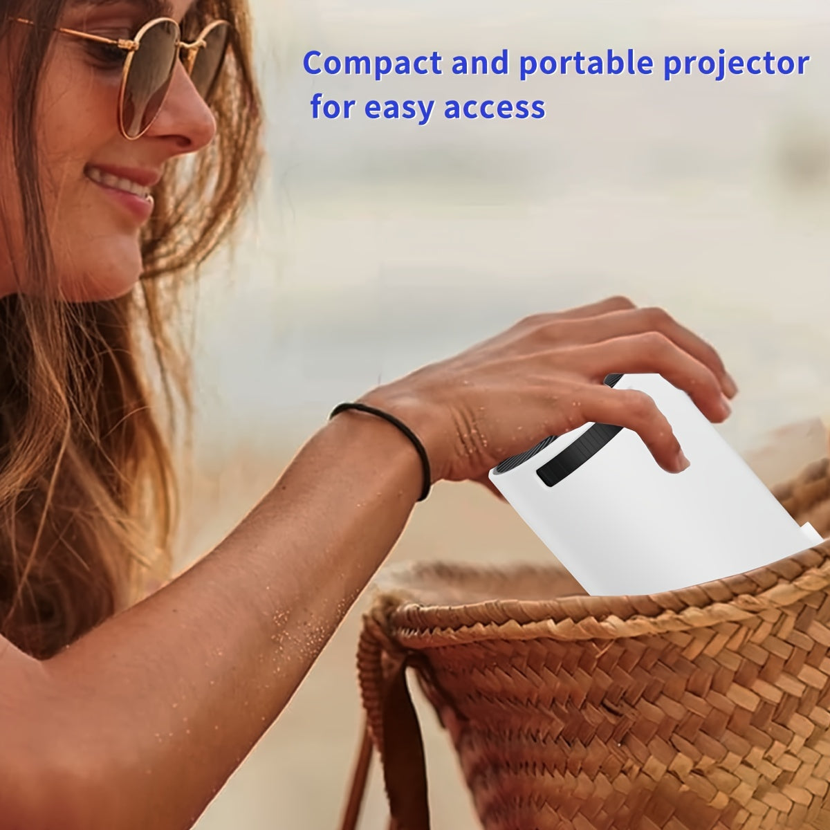 Портативный мини-проектор с горизонтальной коррекцией и вращением на 180°