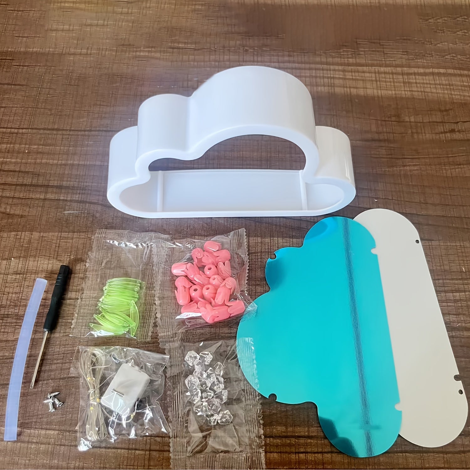 Cloud-Shaped Tulip Night Light with Mirror Back Battery-Powered Adjustable Brightness Modern Bedside Decor