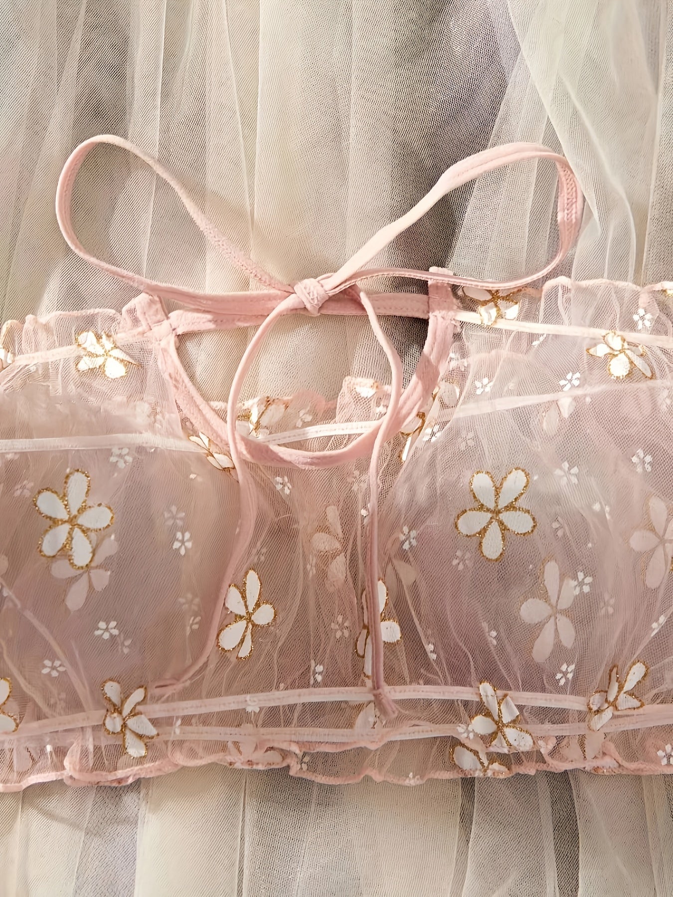 Ayollar uchun jozibali ichki kiyim