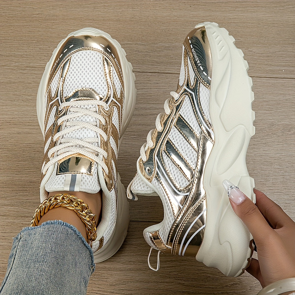 Women's Casual Sports Shoes Thick-Soled Sneakers with Fashionable Sole