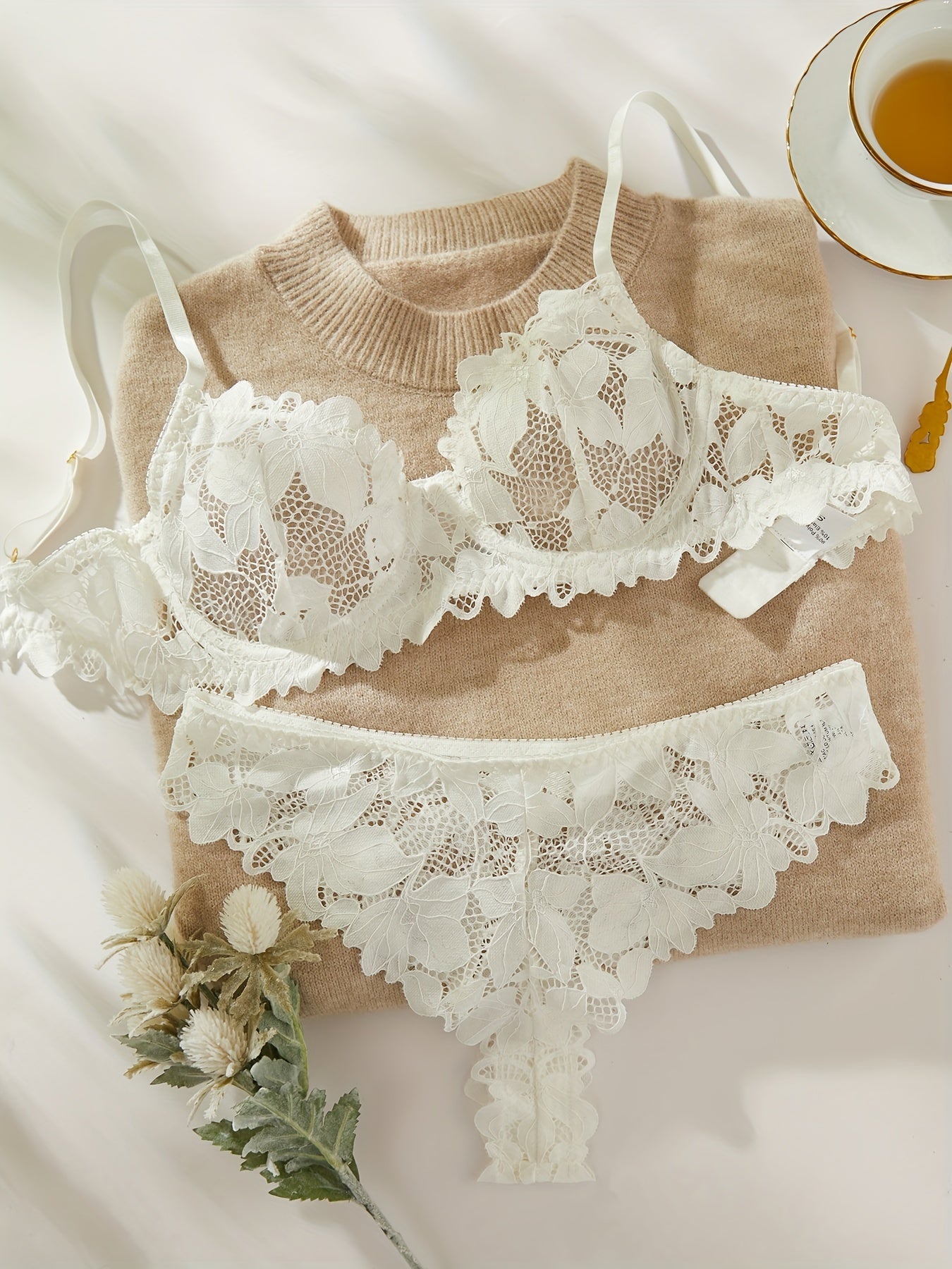 Women's Floral Lace Lingerie Set with Unlined Bra and Panties