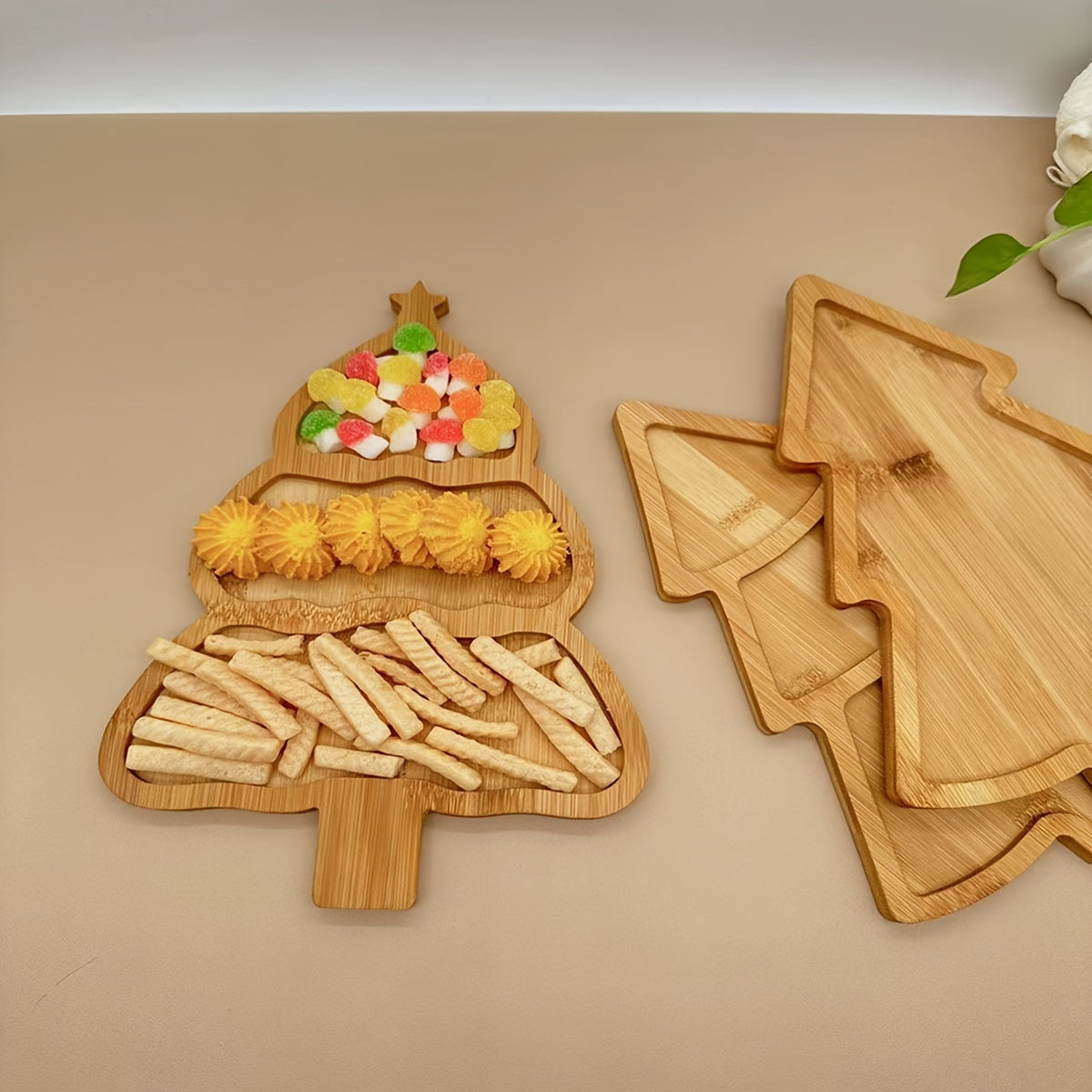 Wooden Christmas Tree Serving Tray with Grooved Handle for Food and Drinks