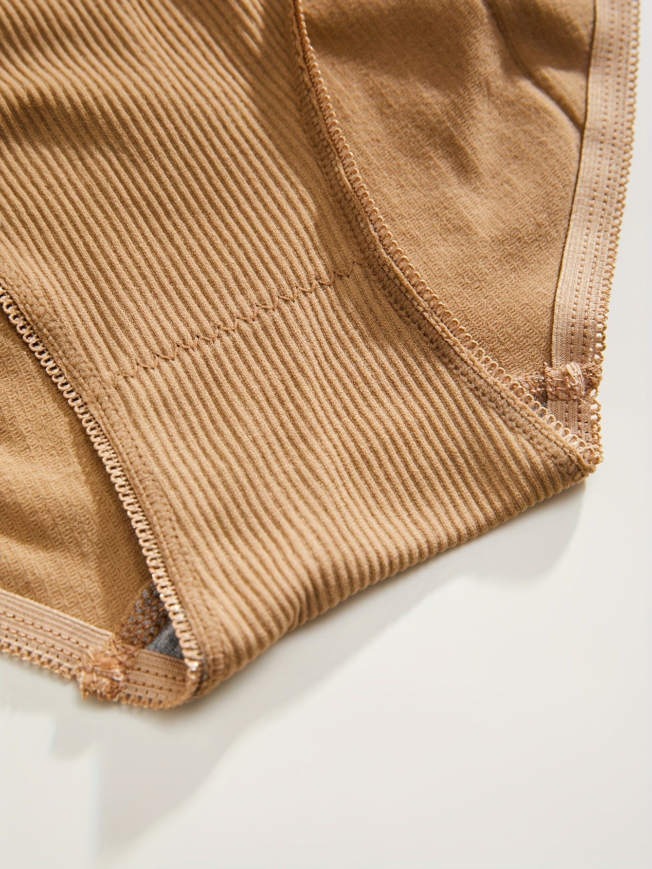 Trio-Colored Set of Clothing for Women with Multiple Styles