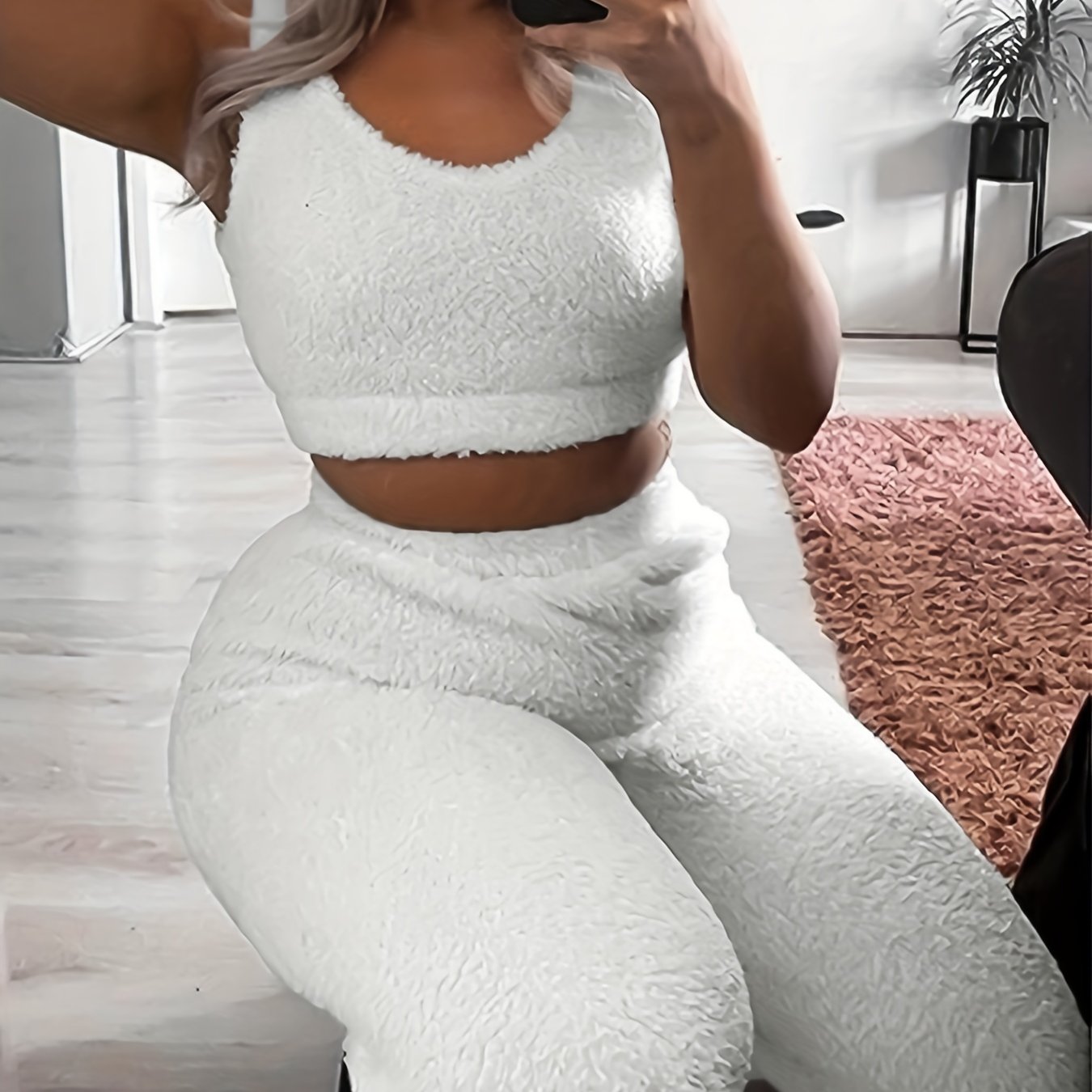 Conjunto de ropa de estar con felpa de poliéster para mujer con top de tirantes y pantalones con cintura elástica