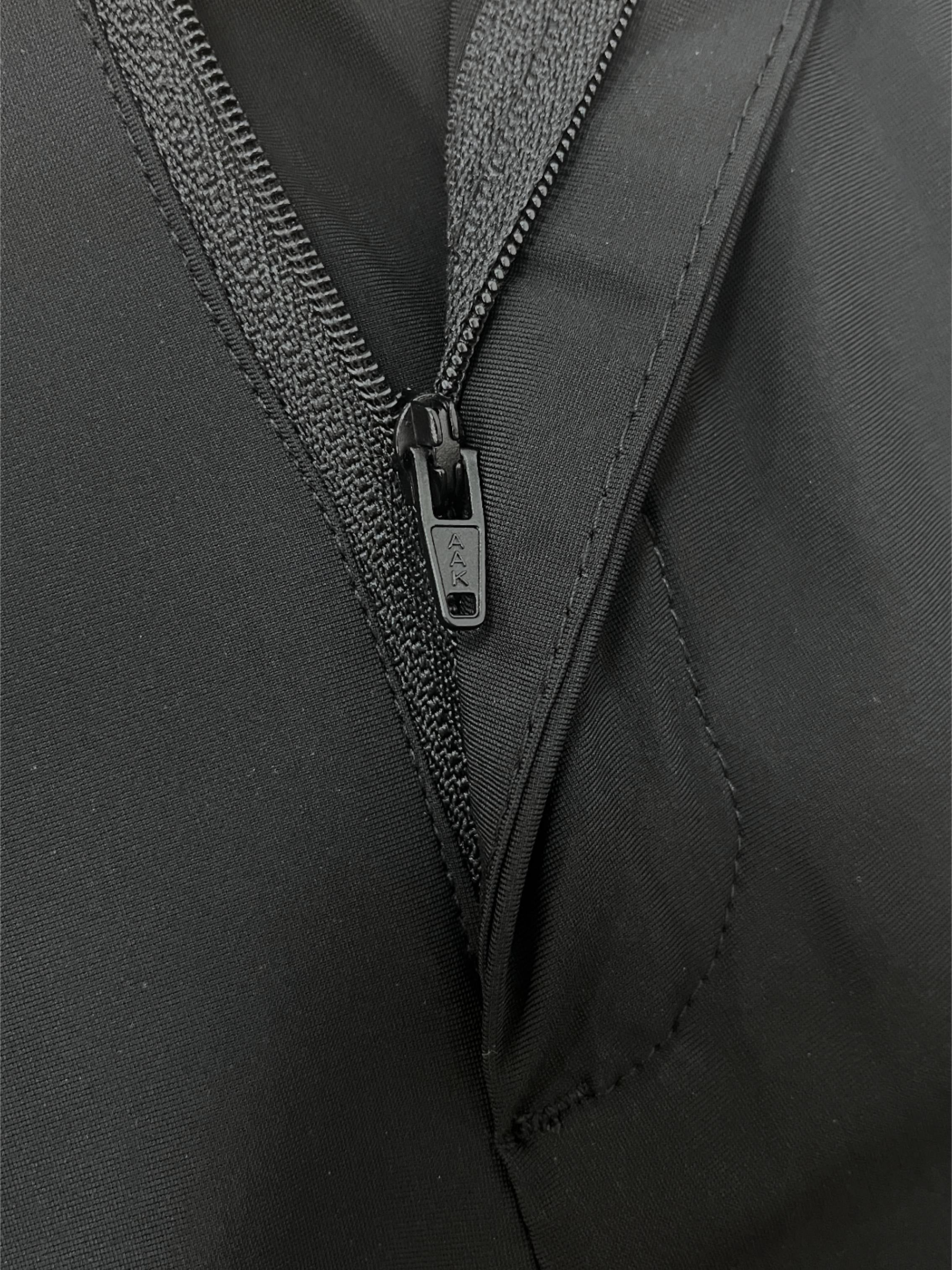 Men's Light Business Casual Pants Elastic Waist Summer Woven Fabric Straight Fit