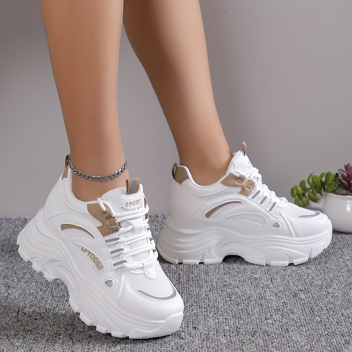 Women's Mesh Sneakers Solid Color Lace-Up Low-Top Casual Shoes with Thick Sole
