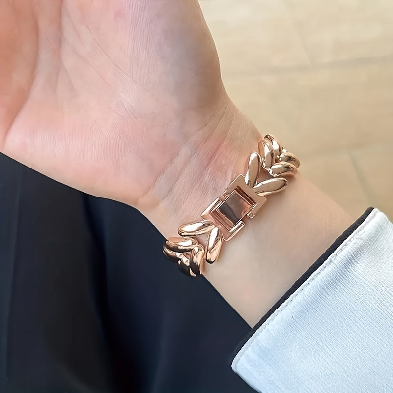 Металлический ремешок для часов с узором «елочка» для Apple Watch 38мм-45мм Совместим с Series Ultra SE 9/8/7/6/5/4/3/2/1