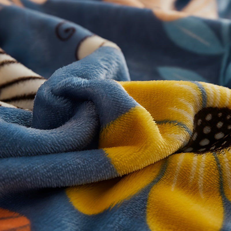 Flannel Bed Blanket with Flower Print Cozy Quilted Throw Machine Washable Polyester Suitable for Sofa Bed Office Travel