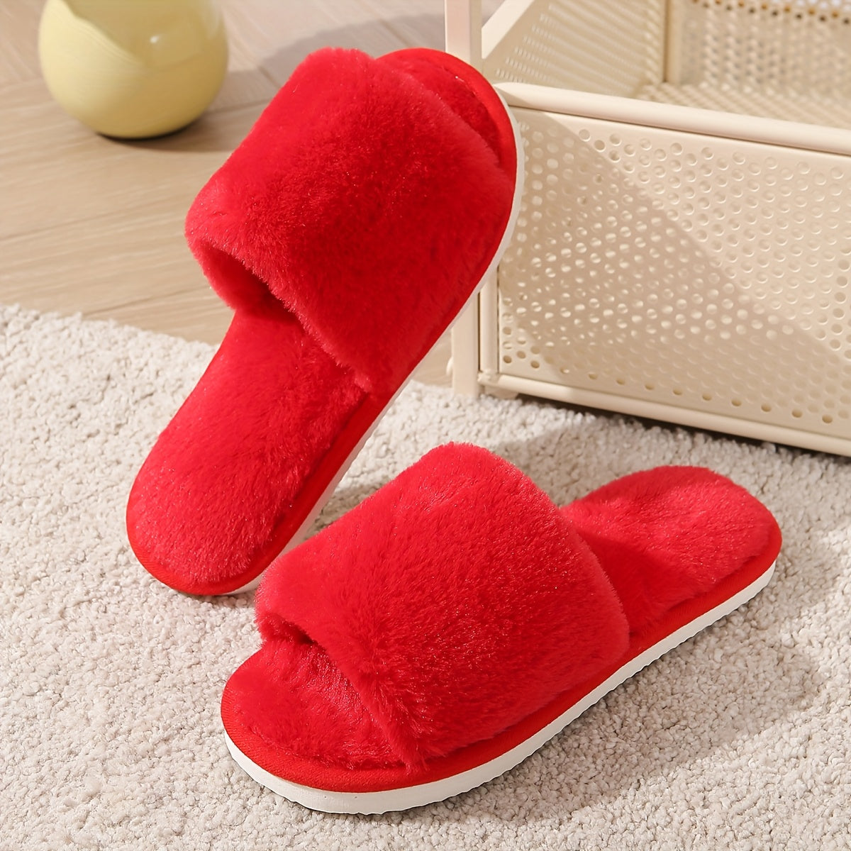 Ayollar uchun qizil fleece shippaklar, yopishqoq bo'lmagan TPR taglik bilan, ichki va tashqi foydalanish uchun