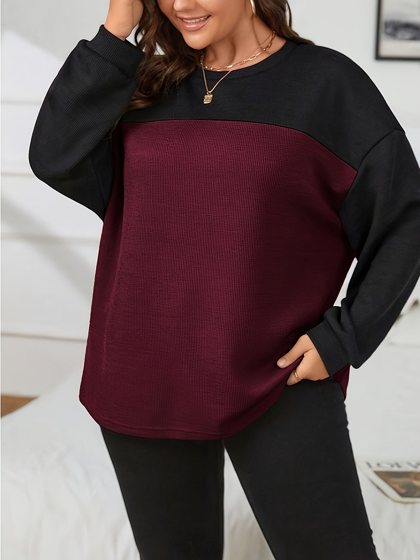Sudadera holgada de colorblock para tallas grandes, casual, de manga larga y cuello redondo para mujer