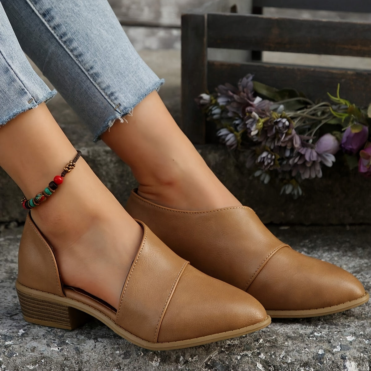 Женские ботинки на каблуке с заостренным носком, коричневые, на slip-on, с массивным каблуком, для всех сезонов