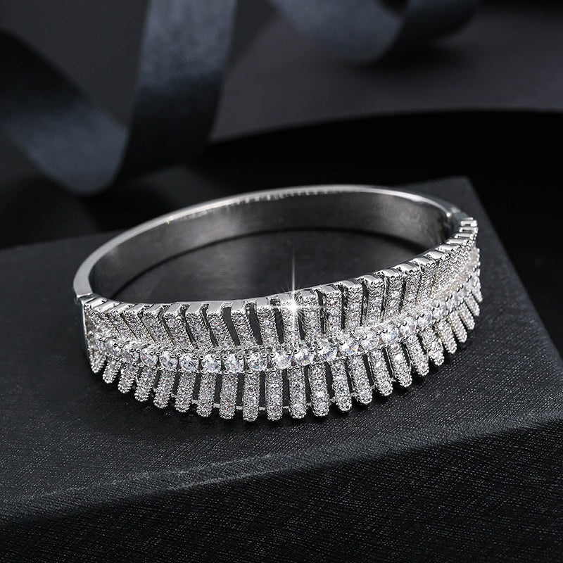 Stylish Zirconia-Encrusted Hollow Bracelet for Women
