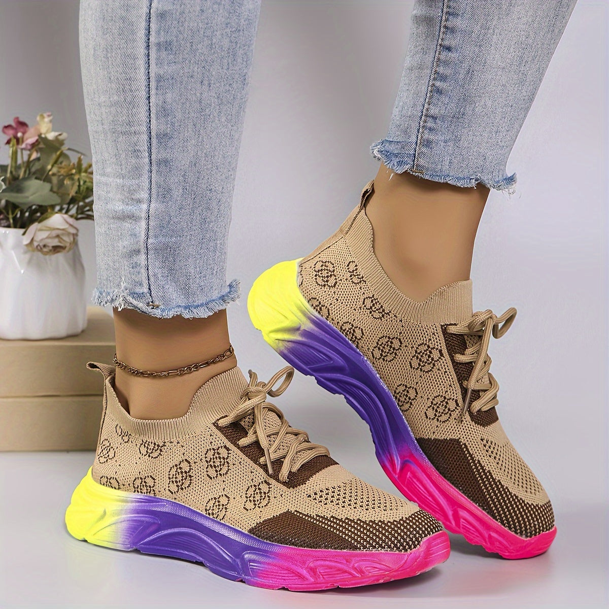 ayollar uchun nafas oladigan yengil paxta krossovkalar pastki yuqori sport poyafzallari