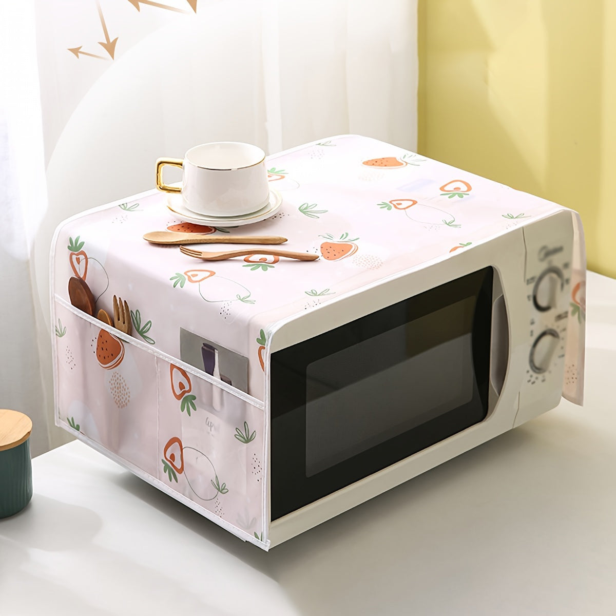 "Qizilchali va Yurak naqshli PVC mikroto'lqinli pechka chang qopqog'i - Suv o'tkazmaydigan va yog' o'tkazmaydigan, pushti va oq rangda, cho'ntak detali bilan, uy jihozlari himoyachisi"