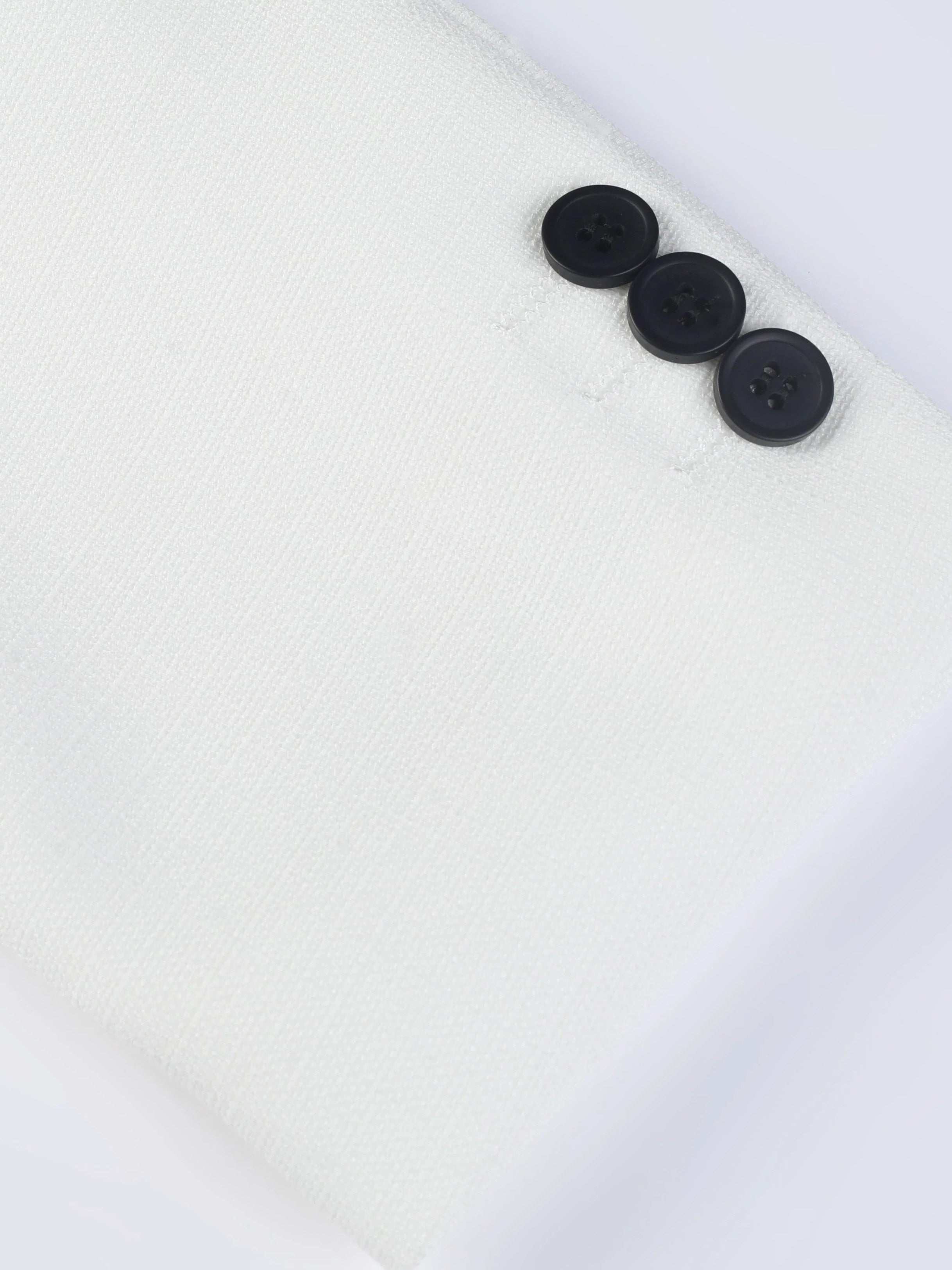 Katta o'lchamdagi erkaklar uchun tor kesimli bir rangli blazer