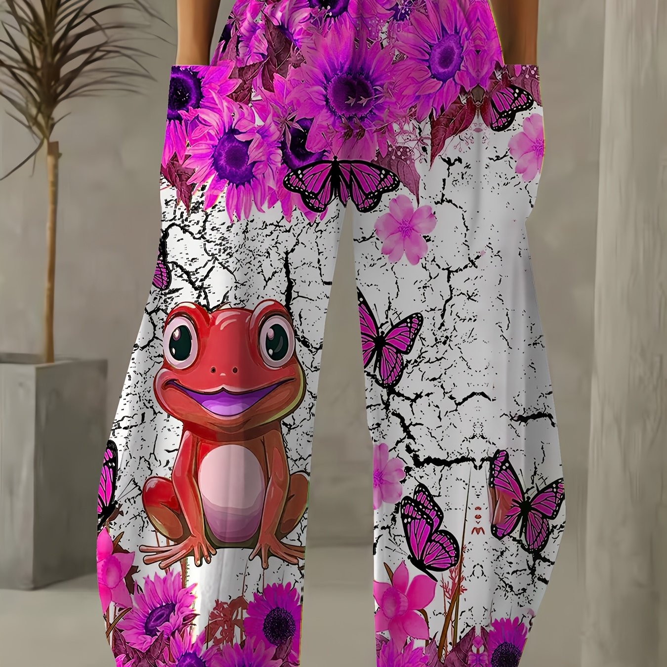 Plus Size Women's Wide-Leg Polyester Pants With Sunflower and Frog Print