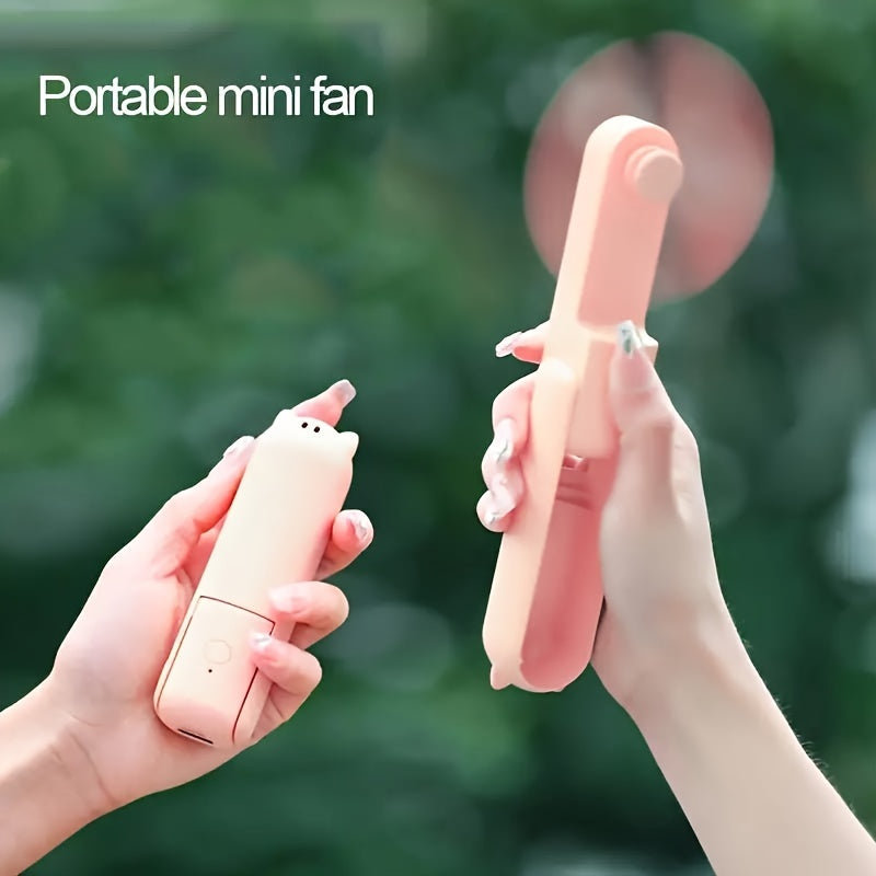 USB orqali zaryadlanadigan portativ qo'lga olinadigan mini cho'ntak ventilyatori. Oson saqlash uchun egilishi mumkin. Sayohat, ochiq havoda faoliyatlar uchun ideal va Halloween va Rojdestvo uchun ajoyib bayram sovg'asi.