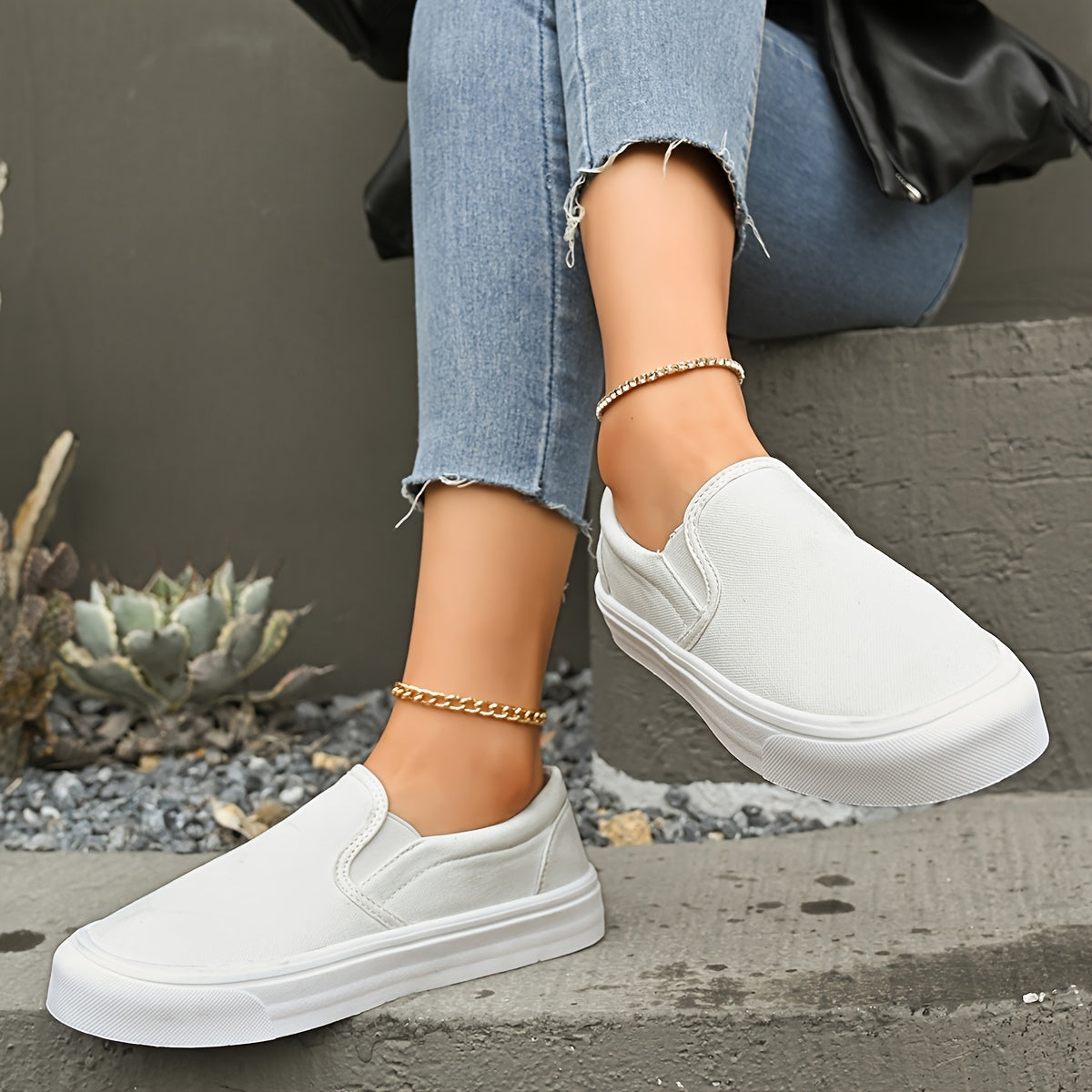 Women's White Slip-On Sneakers Low Top Casual Shoes with Thick Sole