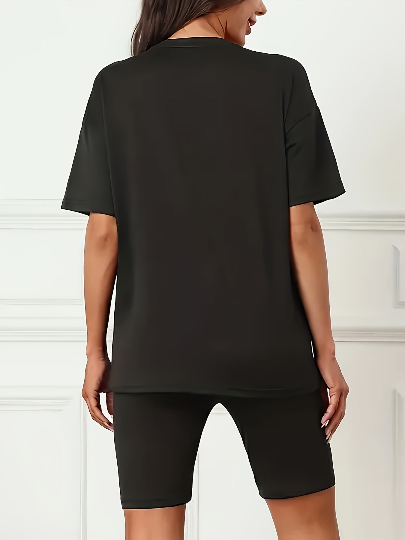 Women Plus Size Sportswear Set Short Sleeve Top and Shorts Stretchy Fabric