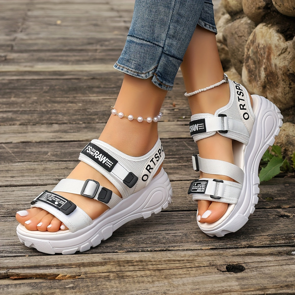 Women's Mesh Fabric Thick Sole Sports Sandals with Platform Heel for Beach and Casual Wear